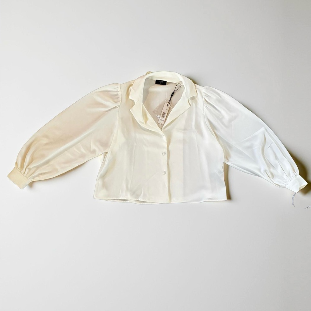 NWT Tahari Cream Button-Up Blouse